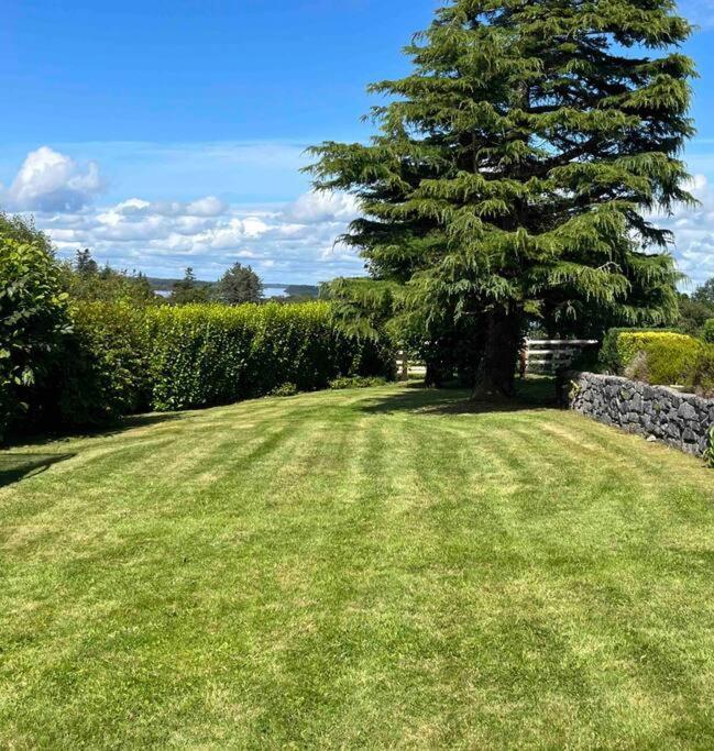 Hillcrest Lodge, Private Apartment On Lough Corrib, Oughterard กัลเวย์ ภายนอก รูปภาพ